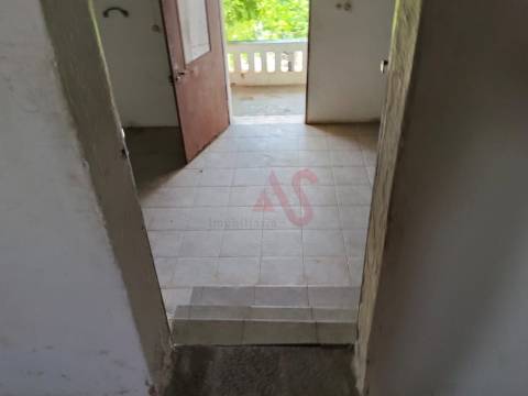 Moradia T3 Térrea para Restaurar em Santo Aleixo da Restauração – Moura