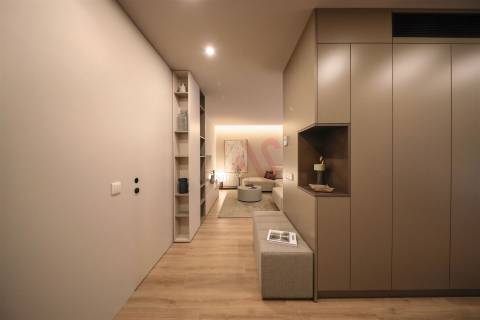 Apartamento T3 Novo no Empreedimento Vess Living na Costa em Guimarães