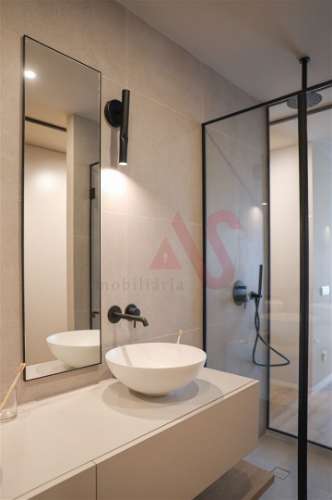 Apartamento T3 Novo no Empreedimento Vess Living na Costa em Guimarães