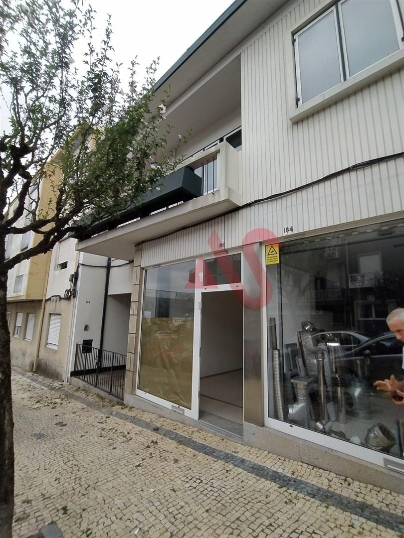 Loja para Arrendamento com 50 m² em Braga (São Vicente)