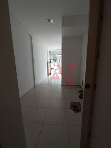 Loja para Arrendamento com 50 m² em Braga (São Vicente)