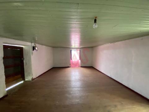 Quinta com 28.721,36 m² em Silvares, Lousada