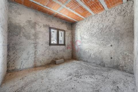 Moradia T2 Térrea com 2 Suites, 1 Master Suite Com Closet,  em Vila Nova do Campo, Santo Tirso