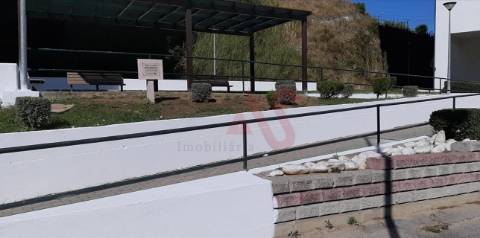 Terreno para construção com 668 m2 em Cacém, Sintra