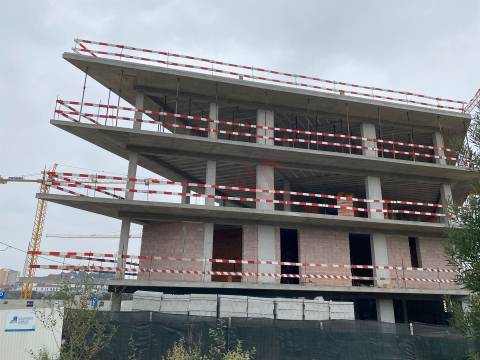 Loja no RC do Empreendimento EDIFÍCIO TNPRAÇA em Lousada