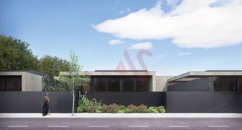 Moradia T3 de Gaveto no Empreendimento – Villa 48 em Palmeira, Braga com piscina