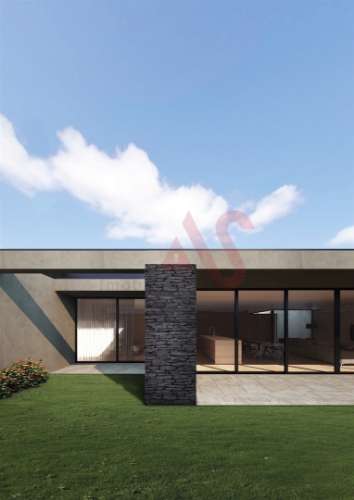 Moradia T3 de Gaveto no Empreendimento – Villa 48 em Palmeira, Braga com piscina