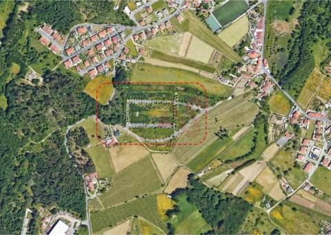 Moradia T3 de Gaveto no Empreendimento – Villa 48 em Palmeira, Braga com piscina