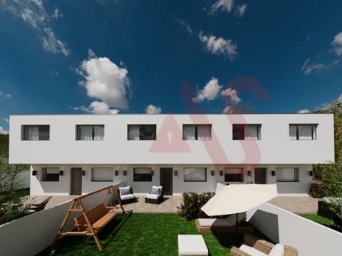 Moradia T3 de Gaveto em construção - Ordem, Lousada