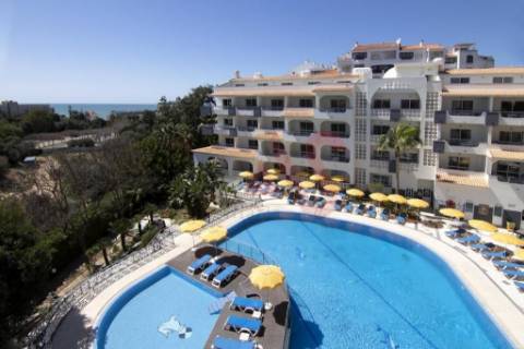 Apartamento T1 de Luxo Totalmente Mobilado inserido no Luna Miramar Club em Albufeira