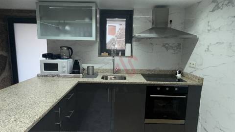🏡 Moradia T2 em Pedra – Quinchães, Fafe