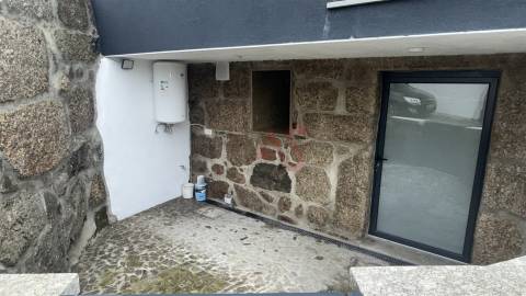 🏡 Moradia T2 em Pedra – Quinchães, Fafe