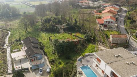 Quinta com 2 hectares em Sande S. Lourenço, Guimarães