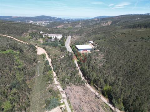 Terreno Industrial com 8.800 m² em Sobrado, Valongo