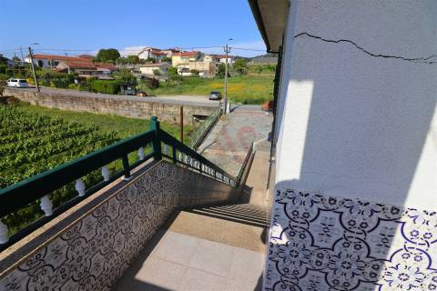 Moradia T8+1 em Serzedelo, Guimarães