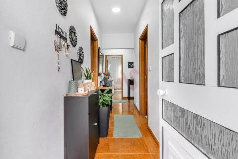 Moradia T3+3 com Duas Habitações Independentes – Excelente Oportunidade de Investimento em Vizela