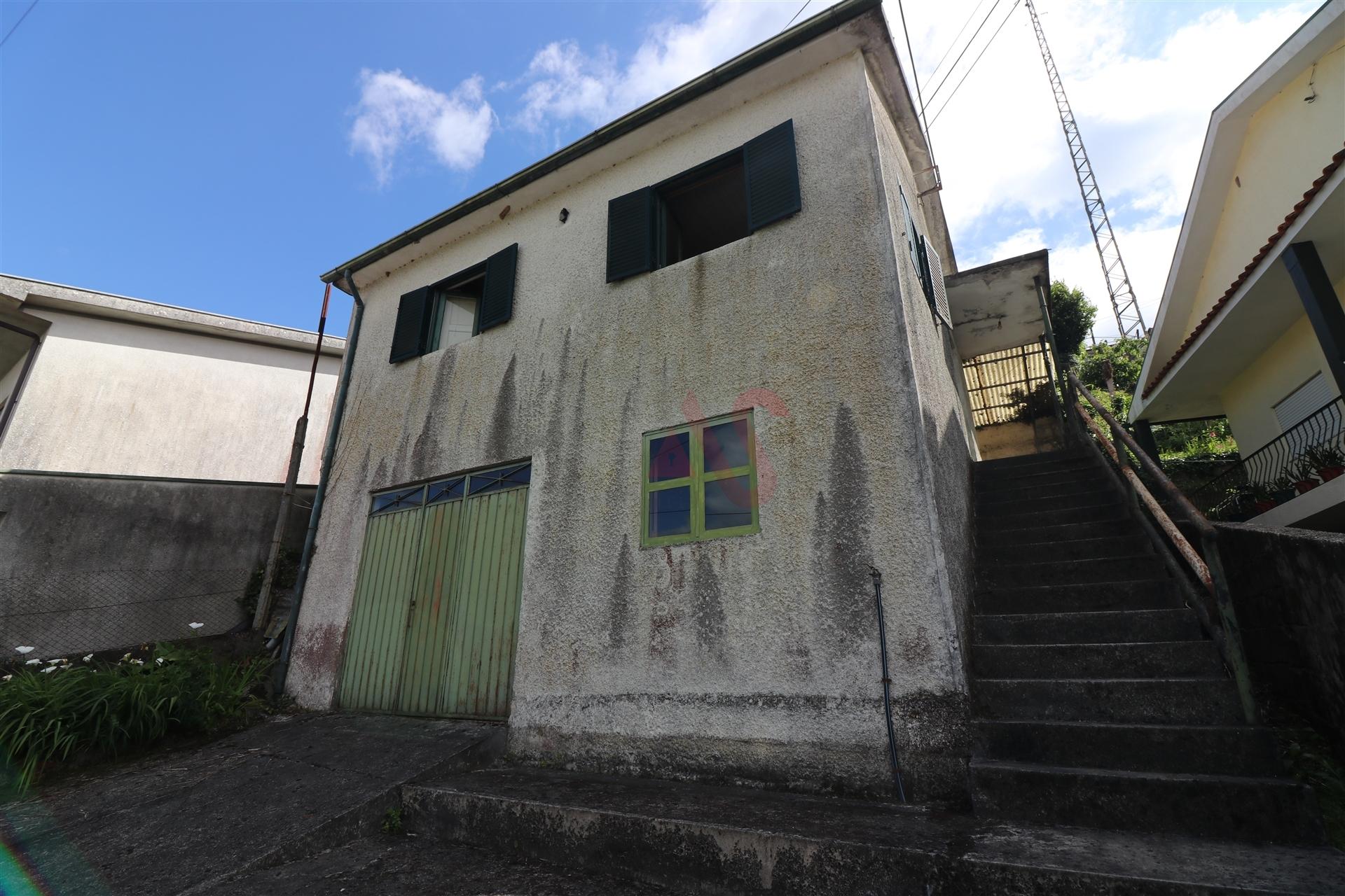 Moradia T4 em São Jorge de Vizela, Felgueiras | 132.000€