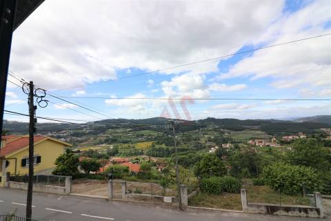 Moradia T4 em São Jorge de Vizela, Felgueiras | 132.000€