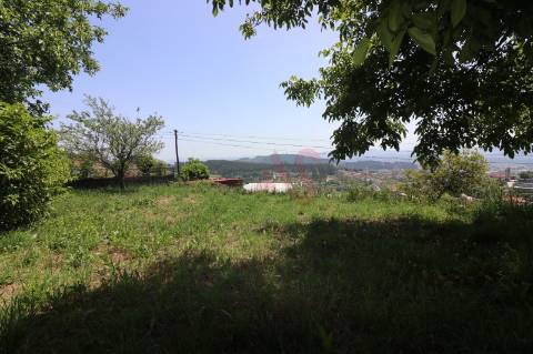 Terreno para Construção com PIP Aprovado em Airão, Guimarães – Projeto para Moradia V3