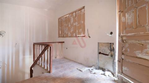 Andar de Moradia Duplex T5 no Coração de Guimarães