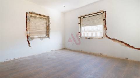 Andar de Moradia Duplex T5 no Coração de Guimarães