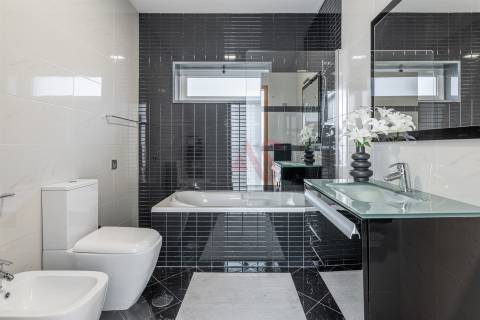 Moradia T3 em Pombeiro de Ribavizela, Felgueiras