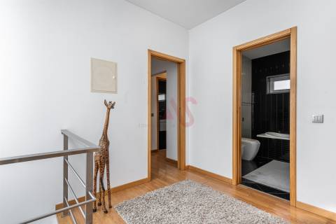 Moradia T3 em Pombeiro de Ribavizela, Felgueiras