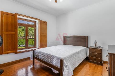 Casa do Loureiro em Paradança, Mondim de Basto