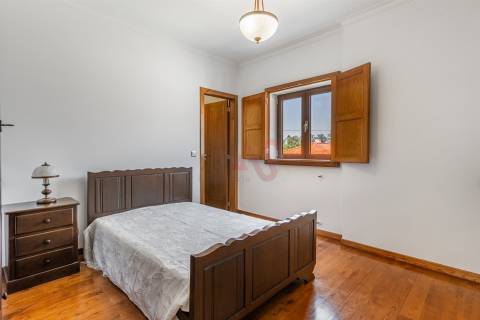 Casa do Loureiro em Paradança, Mondim de Basto