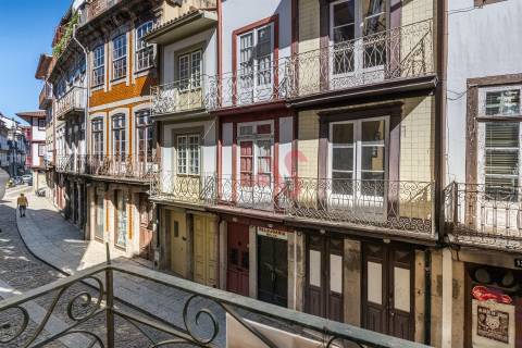 Prédio T3 no Centro Histórico de Guimarães | Património Mundial UNESCO