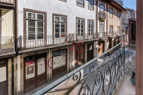 Prédio T3 no Centro Histórico de Guimarães | Património Mundial UNESCO