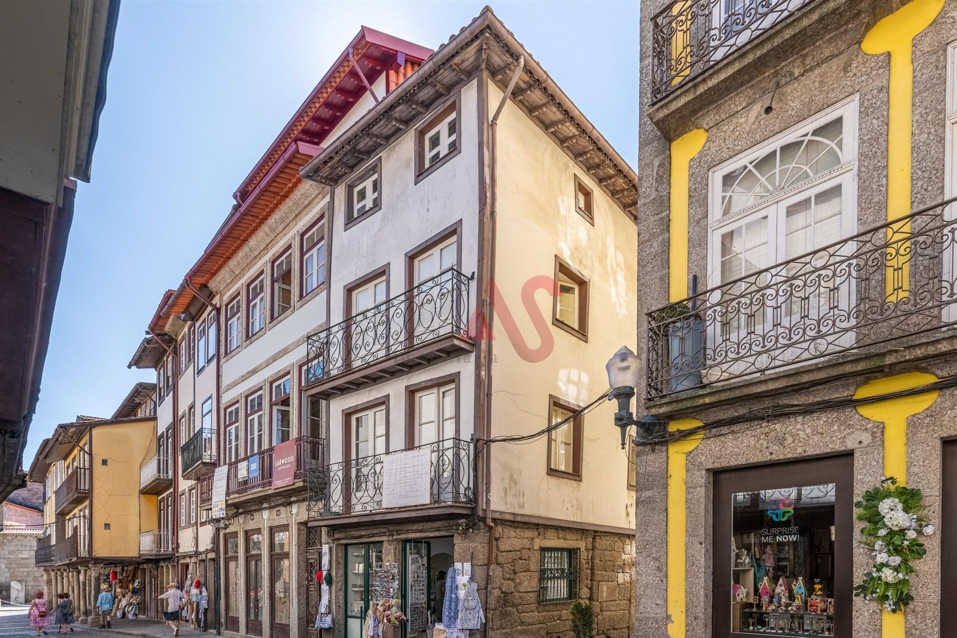Prédio T3 no Centro Histórico de Guimarães | Património Mundial UNESCO
