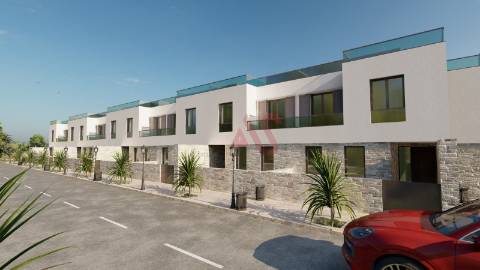 Moradia T3 Inserida no Empreendimento "MGE Exclusive Villas" com Piscina Privada em Albufeira