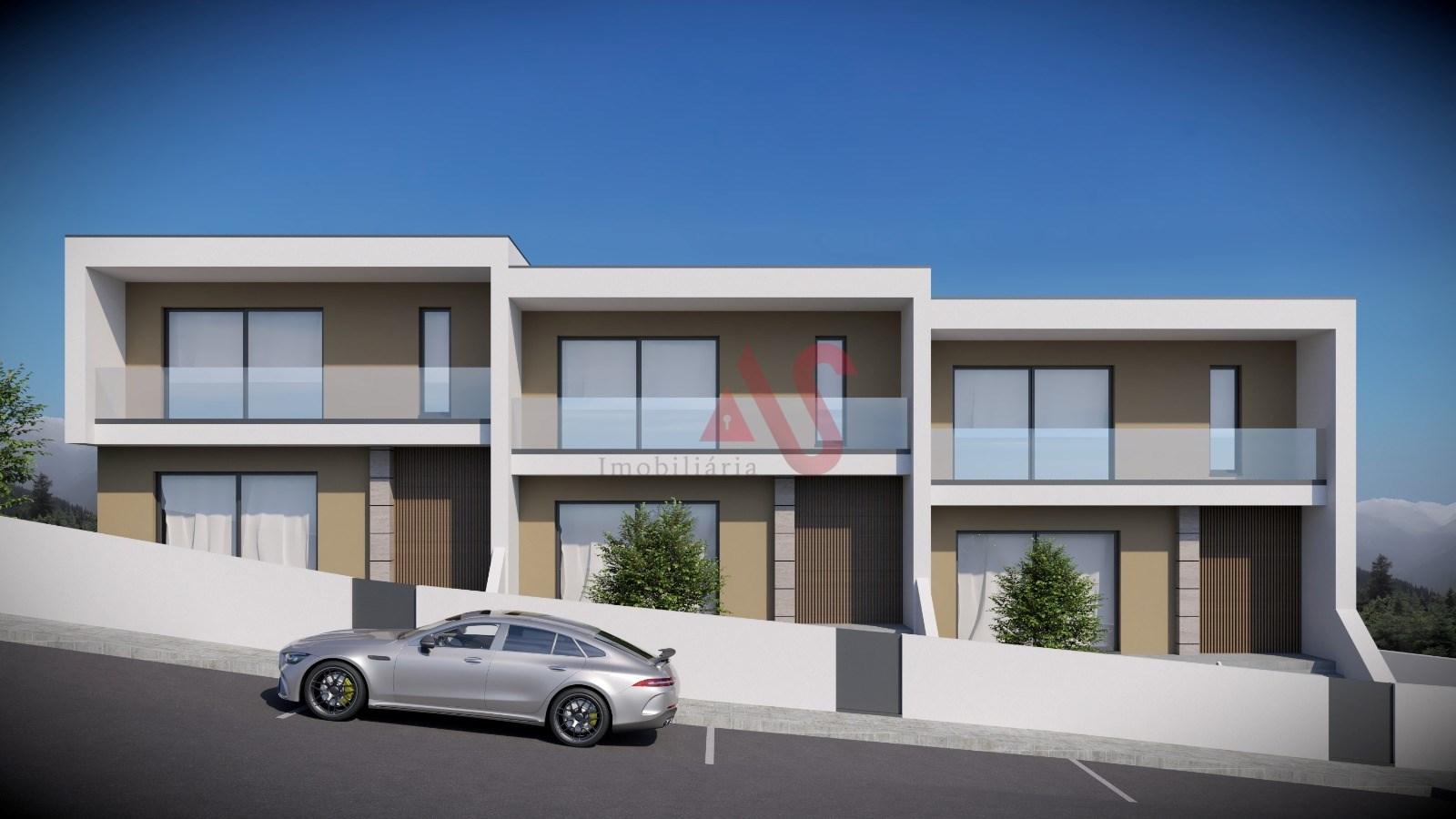 Moradia T3 em Banda em construção - Macieira, Lousada