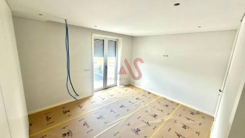Apartamento T2 Recuado | Edifício Azul, Trofa – Felgueiras