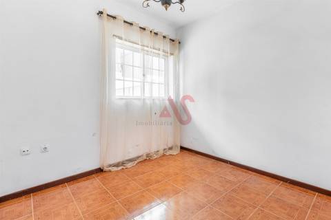 Andar de Moradia T3+T2 | Vizela | Duas Habitações Independentes
