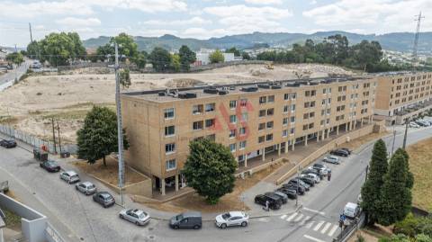 Apartamento T3 Mobilado e Equipado | Moreira de Cónegos, Guimarães | Garagem e Elevador