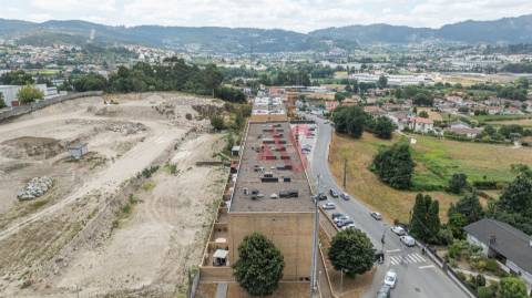 Apartamento T3 Mobilado e Equipado | Moreira de Cónegos, Guimarães | Garagem e Elevador