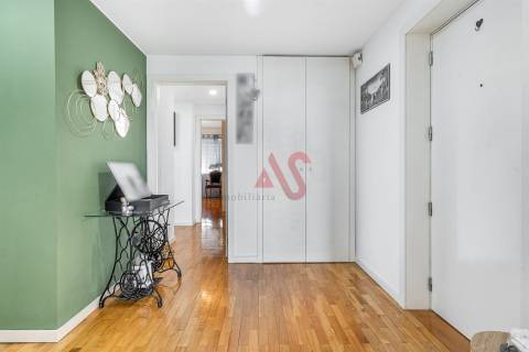 Apartamento T3 Mobilado e Equipado | Moreira de Cónegos, Guimarães | Garagem e Elevador