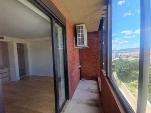 Apartamento de luxo T2 recuado em Creixomil, Guimarães