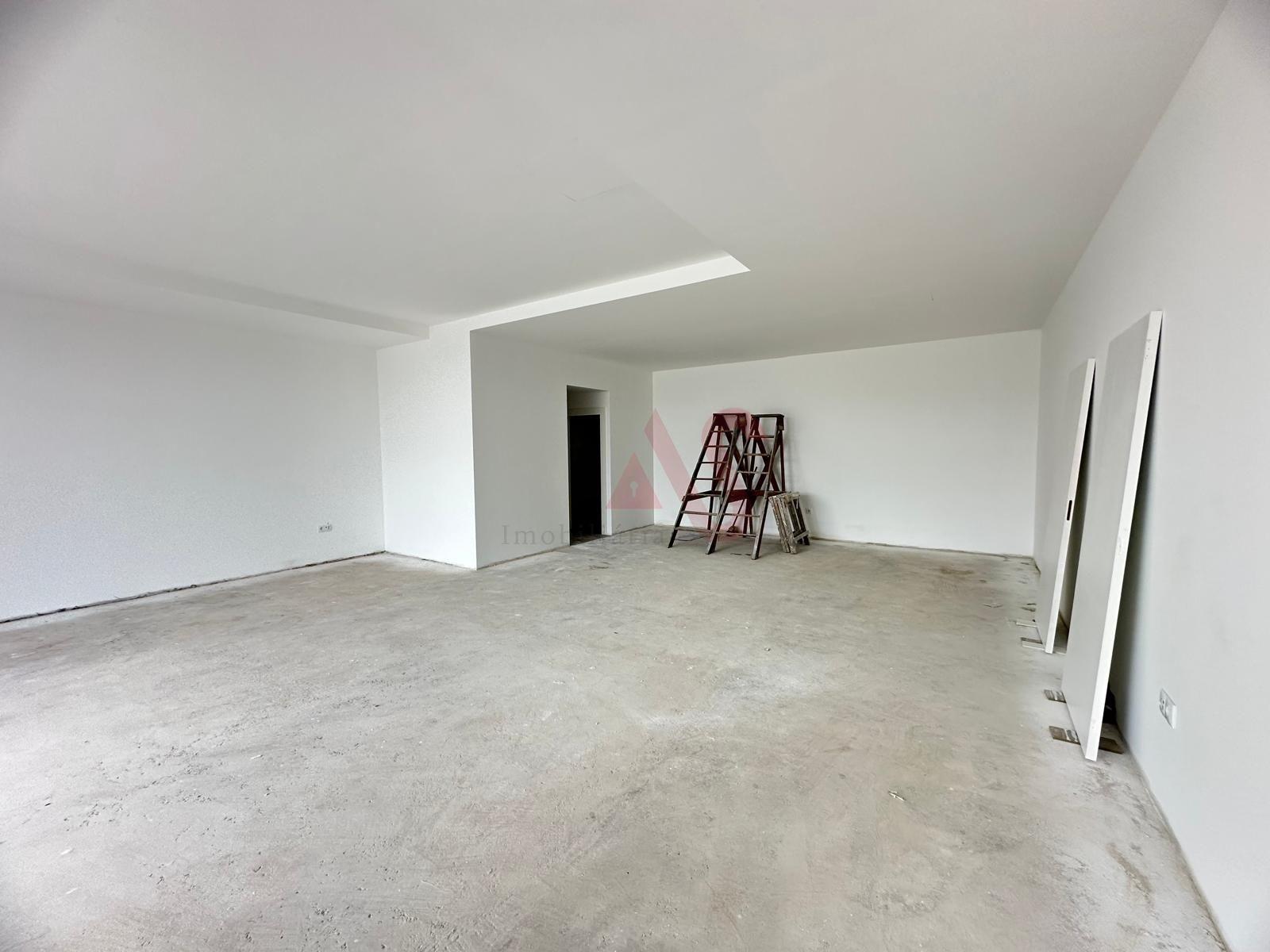 Loja com 83,10 m2 em Pedome, Vila Nova de Famalicão