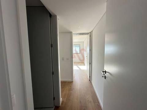 Apartamento T2 novo no Empreendimento Andorinhas Residence em Braga S. Vicente