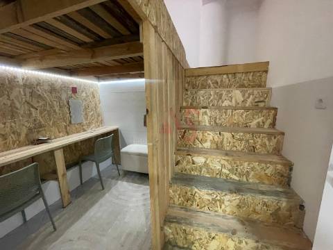 Apartamento T2 Renovado em Fermentões – Excelente Oportunidade de Investimento