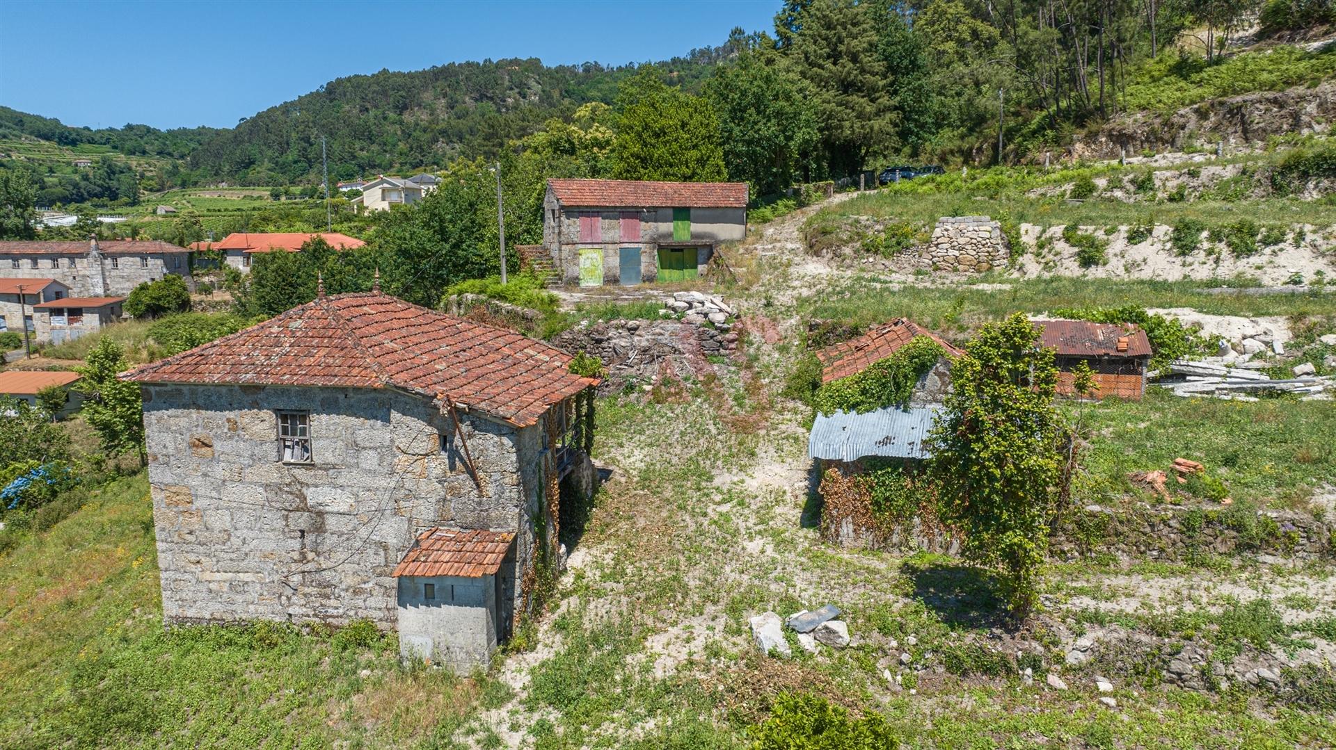 Quinta com Elevado Potencial em Vila Meã – Amarante