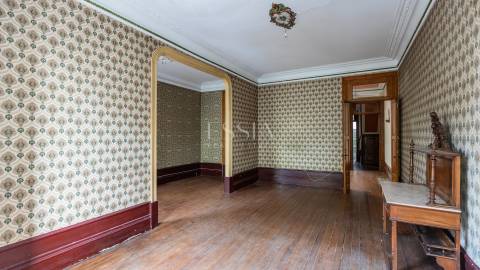Prédio no Centro Histórico do Porto inserido nos Caminhos do Romântico