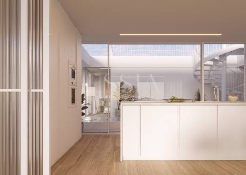 Penthouse T4 com Piscina Privada e Terraço em Vilamoura