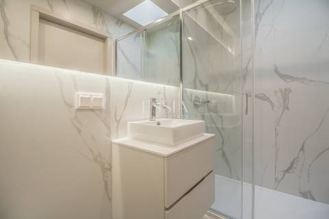 Penthouse T3 Duplex aos Jardins da Arrábida com Vistas de Rio e de Mar