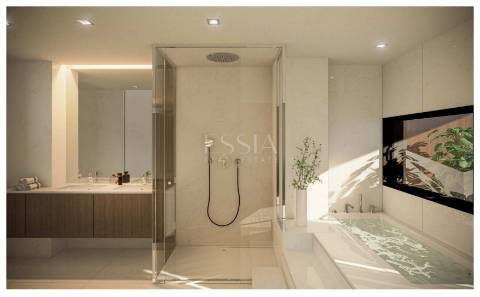 Moradia Triplex | Casa Panorâmica T5 com Jardim 117m2 e Piscina vistas Rio e Mar à Marina da Afurada