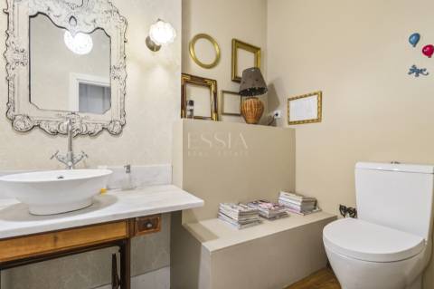 Moradia T5 de Charme com Jardim de 122 m2 no Bonfim