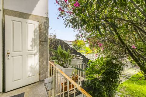 Moradia T5 de Charme com Jardim de 122 m2 no Bonfim